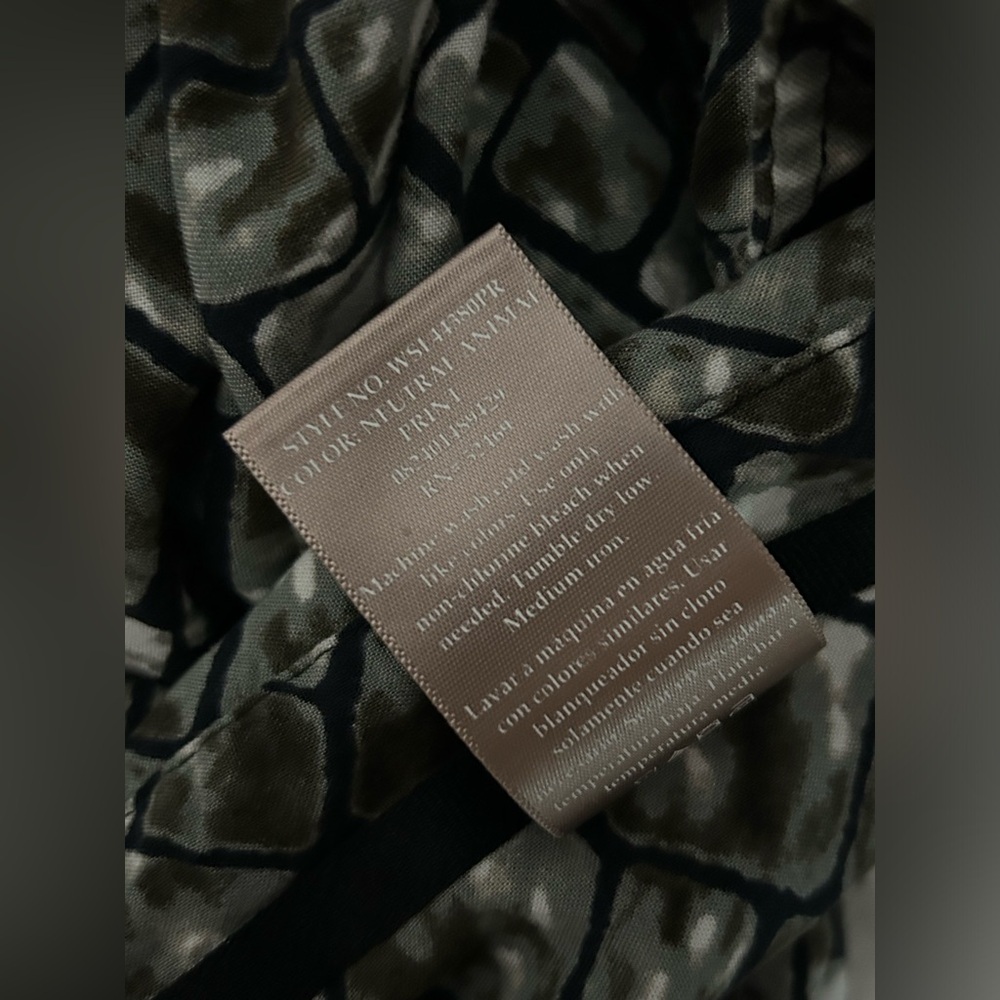 White Stag Patterned Button Up Blouse Size Large - image 7